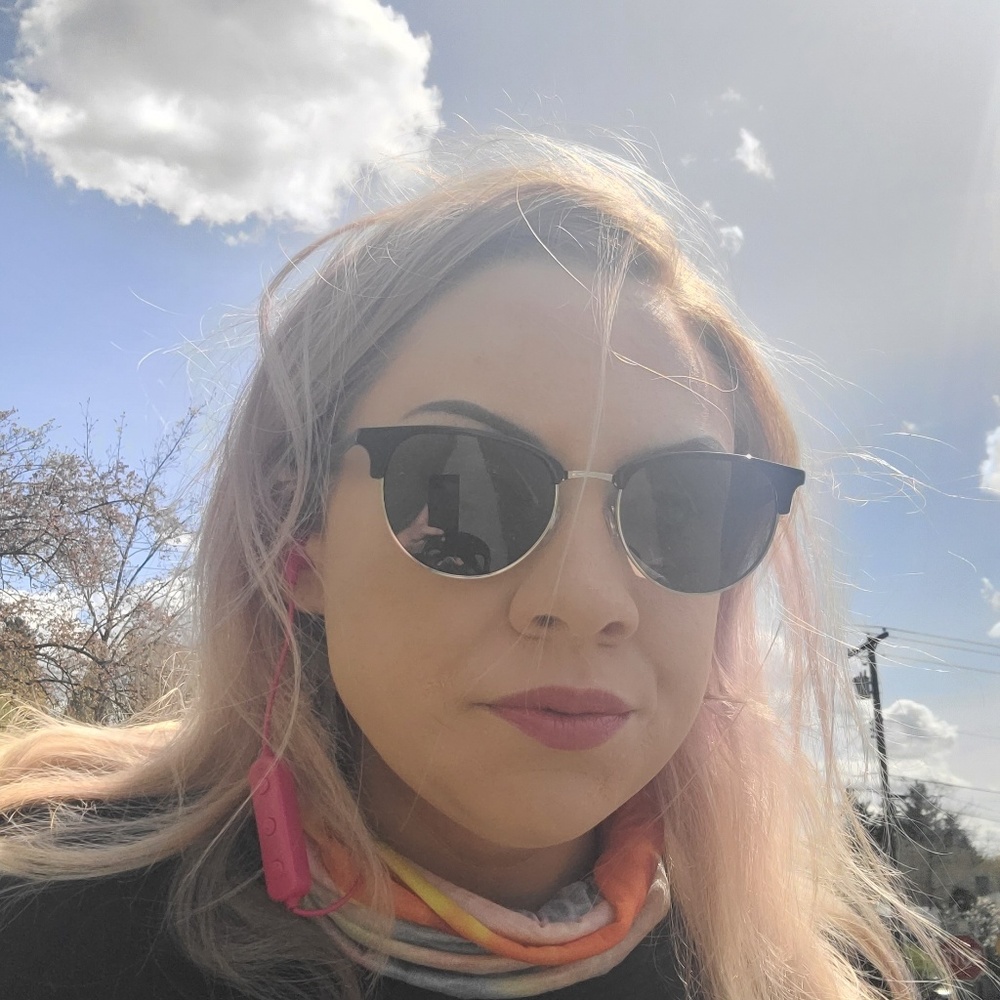 Meet your Posher, Leanne